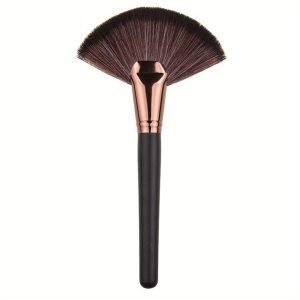 1715873095377-2eeb9e5417554c31ad7e8f4ef719ef2a-goods Fan-shaped Powder Finishing Brush - Black and Golden Handle