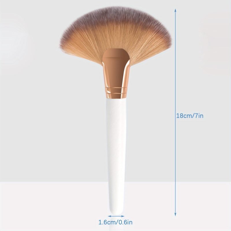 Fan-Shaped Powder Brush - Luxurious and Professional