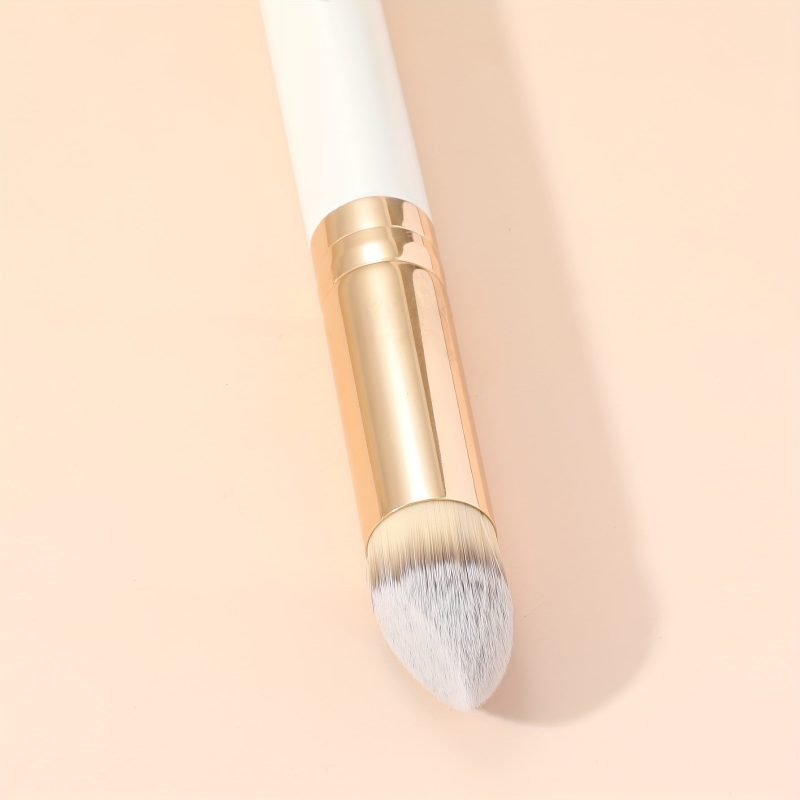 Precision Angled Concealer Brush