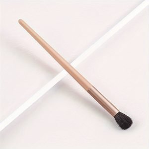 58c514182453f09b41e2ae3ff2060d1d-1 Blending Eyeshadow Brush - Soft Bristles for Seamless Application